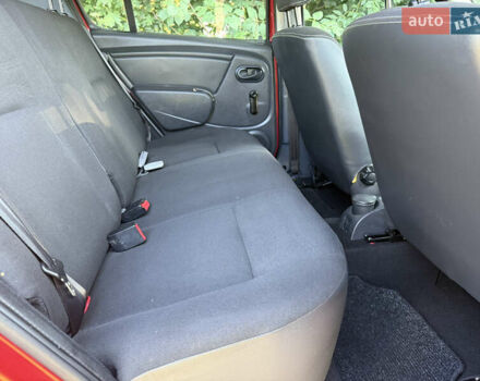 Дачия Sandero StepWay 2011 в Ровно на Automoto.ua Красный Дачия Sandero StepWay, объемом двигателя 1.6 л и пробегом 220 тыс. км за 6800 $, фото 12 на Automoto.ua