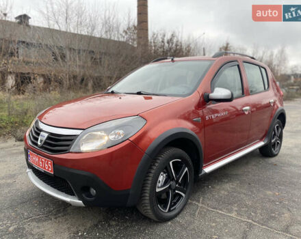Красный Дачия Sandero StepWay, объемом двигателя 1.6 л и пробегом 179 тыс. км за 6700 $, фото 7 на Automoto.ua