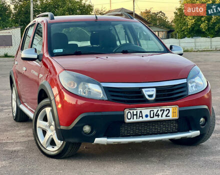 Красный Дачия Sandero StepWay, объемом двигателя 1.5 л и пробегом 150 тыс. км за 6550 $, фото 3 на Automoto.ua