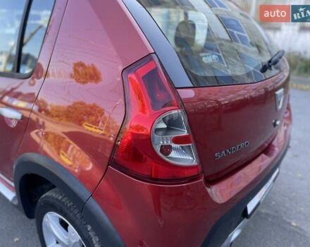 Червоний Дачія Sandero StepWay, об'ємом двигуна 1.5 л та пробігом 210 тис. км за 8200 $, фото 17 на Automoto.ua