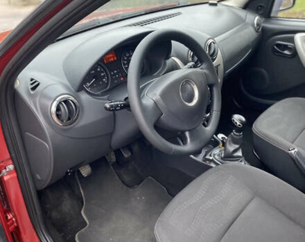 Красный Дачия Sandero StepWay, объемом двигателя 1.6 л и пробегом 179 тыс. км за 6700 $, фото 12 на Automoto.ua