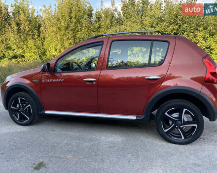 Дачия Sandero StepWay 2011 в Хороле на Automoto.ua Красный Дачия Sandero StepWay, объемом двигателя 1.6 л и пробегом 174 тыс. км за 6700 $, фото 8 на Automoto.ua