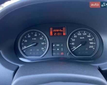 Червоний Дачія Sandero StepWay, об'ємом двигуна 1.5 л та пробігом 210 тис. км за 8200 $, фото 4 на Automoto.ua