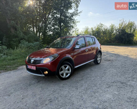Дачия Sandero StepWay 2011 в Ровно на Automoto.ua Красный Дачия Sandero StepWay, объемом двигателя 1.6 л и пробегом 220 тыс. км за 6800 $, фото 30 на Automoto.ua