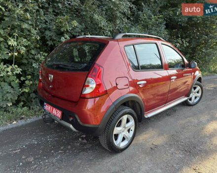 Дачия Sandero StepWay 2011 в Ровно на Automoto.ua Красный Дачия Sandero StepWay, объемом двигателя 1.6 л и пробегом 220 тыс. км за 6800 $, фото 4 на Automoto.ua