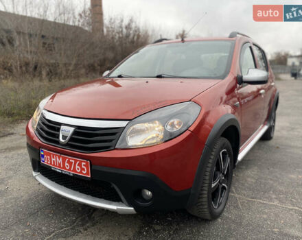 Красный Дачия Sandero StepWay, объемом двигателя 1.6 л и пробегом 179 тыс. км за 6700 $, фото 11 на Automoto.ua