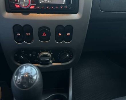 Красный Дачия Sandero StepWay, объемом двигателя 1.46 л и пробегом 286 тыс. км за 6500 $, фото 8 на Automoto.ua