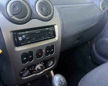 Дачия Sandero StepWay 2011 в Ровно на Automoto.ua Красный Дачия Sandero StepWay, объемом двигателя 1.6 л и пробегом 220 тыс. км за 6800 $, фото 29 на Automoto.ua