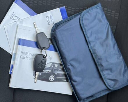 Красный Дачия Sandero StepWay, объемом двигателя 1.6 л и пробегом 135 тыс. км за 6750 $, фото 29 на Automoto.ua