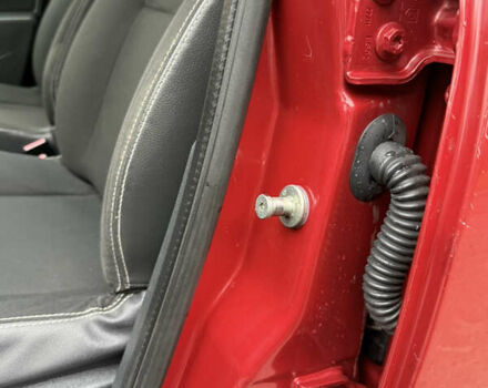 Красный Дачия Sandero StepWay, объемом двигателя 1.6 л и пробегом 163 тыс. км за 6950 $, фото 91 на Automoto.ua