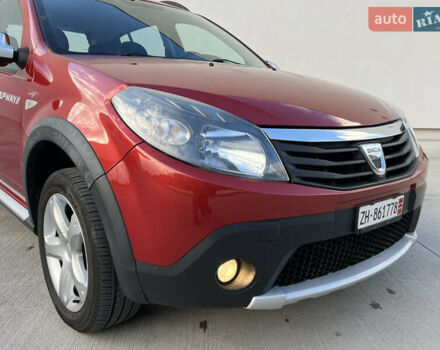 Красный Дачия Sandero StepWay, объемом двигателя 1.6 л и пробегом 139 тыс. км за 7350 $, фото 36 на Automoto.ua