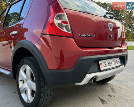 Красный Дачия Sandero StepWay, объемом двигателя 1.6 л и пробегом 139 тыс. км за 7350 $, фото 50 на Automoto.ua