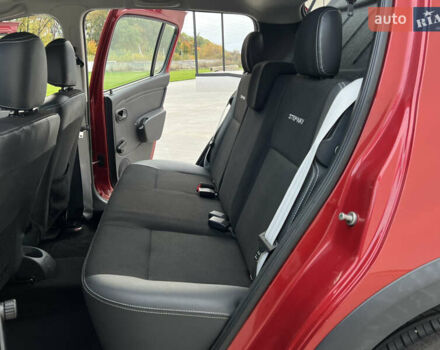 Красный Дачия Sandero StepWay, объемом двигателя 1.6 л и пробегом 139 тыс. км за 7350 $, фото 79 на Automoto.ua