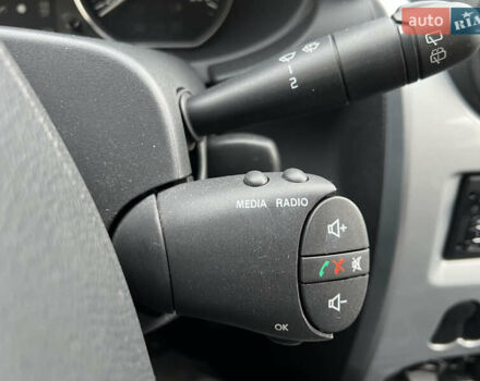 Красный Дачия Sandero StepWay, объемом двигателя 1.6 л и пробегом 139 тыс. км за 7350 $, фото 153 на Automoto.ua