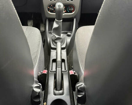 Красный Дачия Sandero StepWay, объемом двигателя 1.6 л и пробегом 163 тыс. км за 6950 $, фото 43 на Automoto.ua