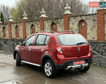 Красный Дачия Sandero StepWay, объемом двигателя 1.6 л и пробегом 163 тыс. км за 6950 $, фото 11 на Automoto.ua
