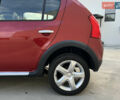 Красный Дачия Sandero StepWay, объемом двигателя 1.6 л и пробегом 139 тыс. км за 7350 $, фото 56 на Automoto.ua