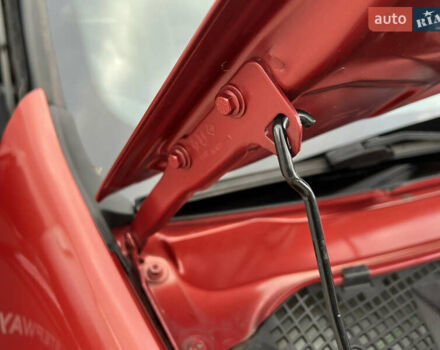 Красный Дачия Sandero StepWay, объемом двигателя 1.6 л и пробегом 139 тыс. км за 7350 $, фото 145 на Automoto.ua