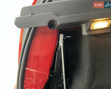 Красный Дачия Sandero StepWay, объемом двигателя 1.6 л и пробегом 139 тыс. км за 7350 $, фото 99 на Automoto.ua