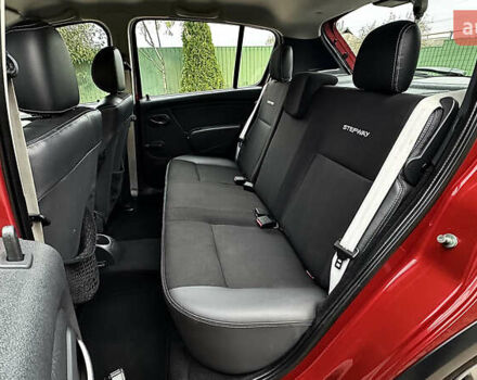 Красный Дачия Sandero StepWay, объемом двигателя 1.6 л и пробегом 115 тыс. км за 7599 $, фото 39 на Automoto.ua