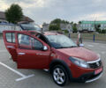 Красный Дачия Sandero StepWay, объемом двигателя 1.6 л и пробегом 137 тыс. км за 6899 $, фото 1 на Automoto.ua