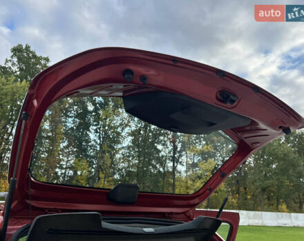 Красный Дачия Sandero StepWay, объемом двигателя 1.6 л и пробегом 139 тыс. км за 7350 $, фото 98 на Automoto.ua