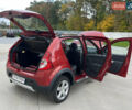 Красный Дачия Sandero StepWay, объемом двигателя 1.6 л и пробегом 139 тыс. км за 7350 $, фото 137 на Automoto.ua