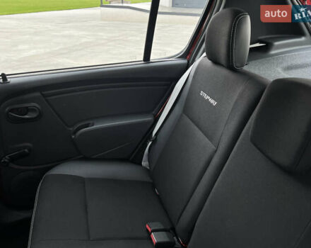 Красный Дачия Sandero StepWay, объемом двигателя 1.6 л и пробегом 139 тыс. км за 7350 $, фото 158 на Automoto.ua