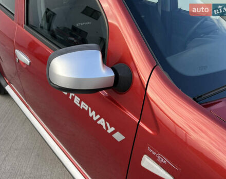 Красный Дачия Sandero StepWay, объемом двигателя 1.6 л и пробегом 139 тыс. км за 7350 $, фото 44 на Automoto.ua