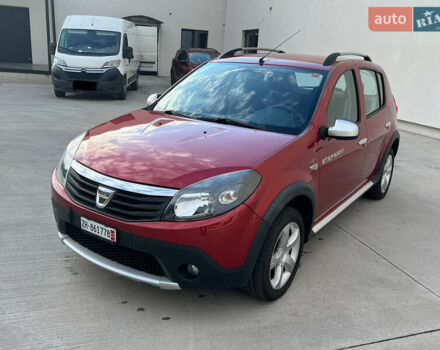Красный Дачия Sandero StepWay, объемом двигателя 1.6 л и пробегом 139 тыс. км за 7350 $, фото 11 на Automoto.ua