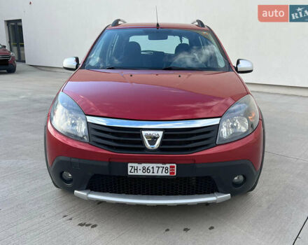 Красный Дачия Sandero StepWay, объемом двигателя 1.6 л и пробегом 139 тыс. км за 7350 $, фото 12 на Automoto.ua