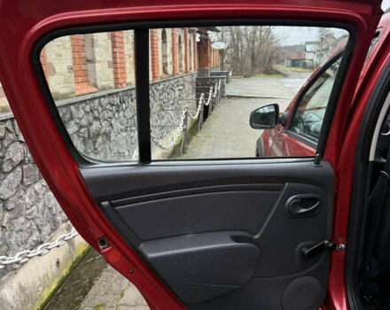 Красный Дачия Sandero StepWay, объемом двигателя 1.6 л и пробегом 163 тыс. км за 6950 $, фото 77 на Automoto.ua