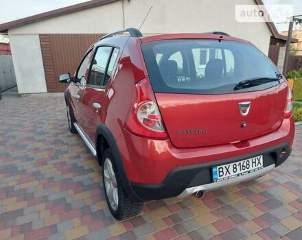 Красный Дачия Sandero StepWay, объемом двигателя 1.6 л и пробегом 128 тыс. км за 7400 $, фото 6 на Automoto.ua