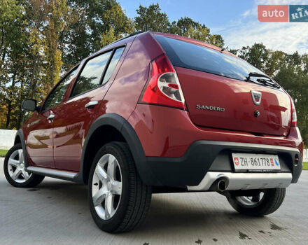 Красный Дачия Sandero StepWay, объемом двигателя 1.6 л и пробегом 139 тыс. км за 7350 $, фото 29 на Automoto.ua
