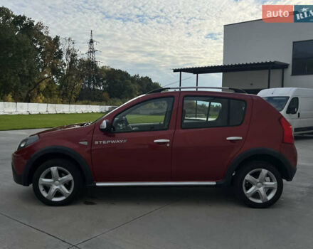 Красный Дачия Sandero StepWay, объемом двигателя 1.6 л и пробегом 139 тыс. км за 7350 $, фото 9 на Automoto.ua