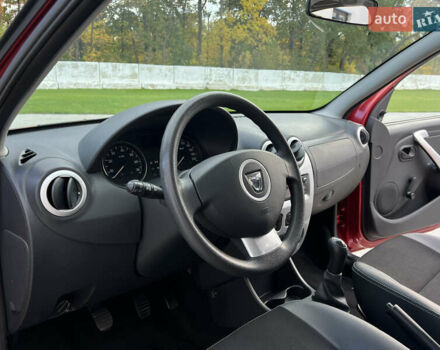 Красный Дачия Sandero StepWay, объемом двигателя 1.6 л и пробегом 139 тыс. км за 7350 $, фото 61 на Automoto.ua