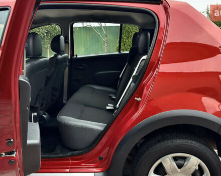 Красный Дачия Sandero StepWay, объемом двигателя 1.6 л и пробегом 115 тыс. км за 7599 $, фото 37 на Automoto.ua