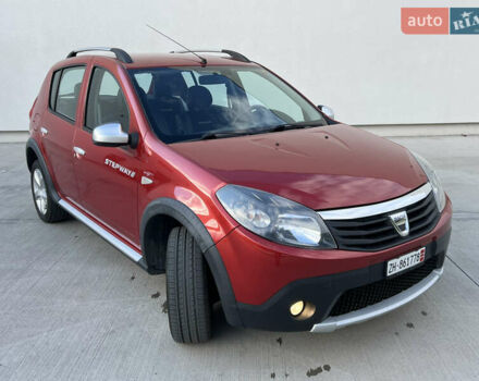 Красный Дачия Sandero StepWay, объемом двигателя 1.6 л и пробегом 139 тыс. км за 7350 $, фото 19 на Automoto.ua