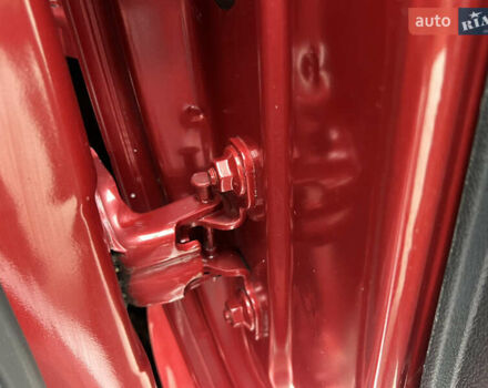 Красный Дачия Sandero StepWay, объемом двигателя 1.6 л и пробегом 139 тыс. км за 7350 $, фото 104 на Automoto.ua