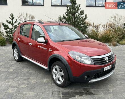 Красный Дачия Sandero StepWay, объемом двигателя 1.6 л и пробегом 139 тыс. км за 7350 $, фото 170 на Automoto.ua