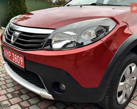 Красный Дачия Sandero StepWay, объемом двигателя 1.6 л и пробегом 115 тыс. км за 7599 $, фото 25 на Automoto.ua