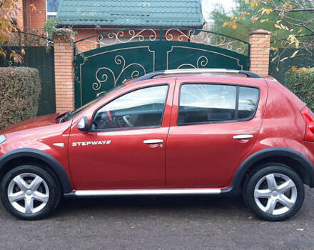 Красный Дачия Sandero StepWay, объемом двигателя 1.6 л и пробегом 183 тыс. км за 6850 $, фото 3 на Automoto.ua