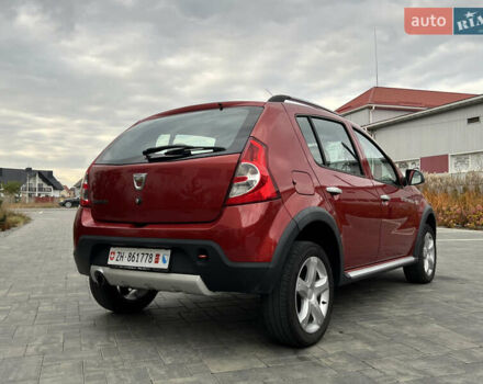 Красный Дачия Sandero StepWay, объемом двигателя 1.6 л и пробегом 139 тыс. км за 7350 $, фото 171 на Automoto.ua