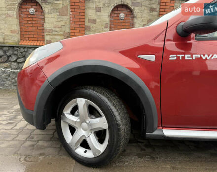 Красный Дачия Sandero StepWay, объемом двигателя 1.6 л и пробегом 163 тыс. км за 6950 $, фото 95 на Automoto.ua