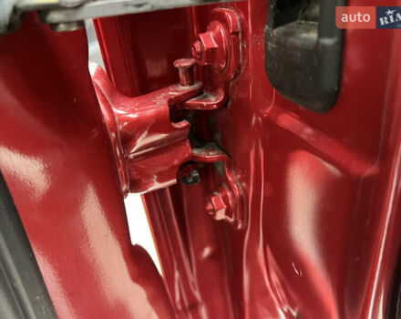 Красный Дачия Sandero StepWay, объемом двигателя 1.6 л и пробегом 139 тыс. км за 7350 $, фото 112 на Automoto.ua