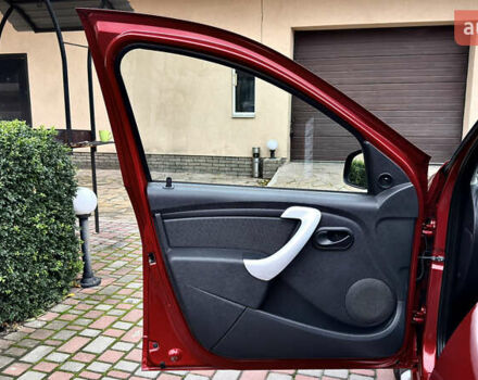 Красный Дачия Sandero StepWay, объемом двигателя 1.6 л и пробегом 115 тыс. км за 7599 $, фото 64 на Automoto.ua