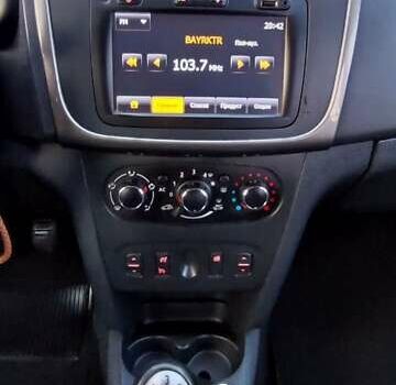 Красный Дачия Sandero StepWay, объемом двигателя 1.5 л и пробегом 216 тыс. км за 7650 $, фото 37 на Automoto.ua