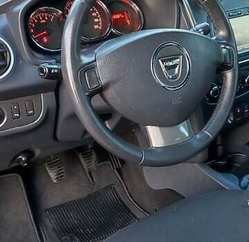 Красный Дачия Sandero StepWay, объемом двигателя 1.5 л и пробегом 216 тыс. км за 7350 $, фото 26 на Automoto.ua