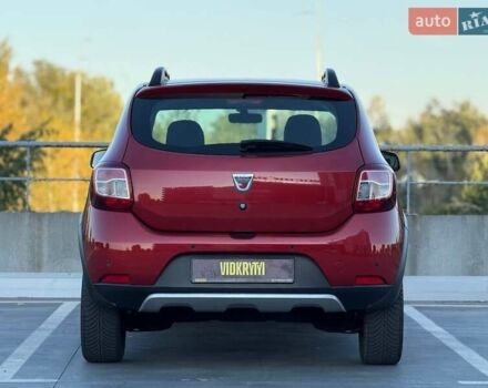 Дачия Sandero StepWay 2014 в Киеве на Automoto.ua Красный Дачия Sandero StepWay, объемом двигателя 1.46 л и пробегом 90 тыс. км за 8850 $, фото 10 на Automoto.ua