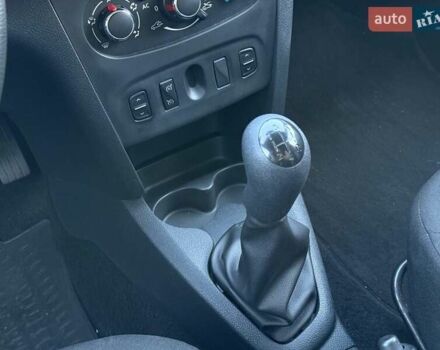 Дачия Sandero StepWay 2014 в Киеве на Automoto.ua Красный Дачия Sandero StepWay, объемом двигателя 1.46 л и пробегом 90 тыс. км за 8850 $, фото 29 на Automoto.ua